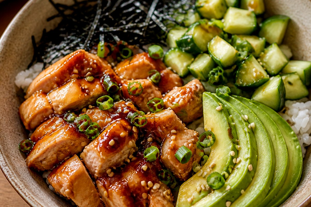 Garlic Hoisin Sauce Turkey Skillet with carrots finished recipe with vegetables and sauce