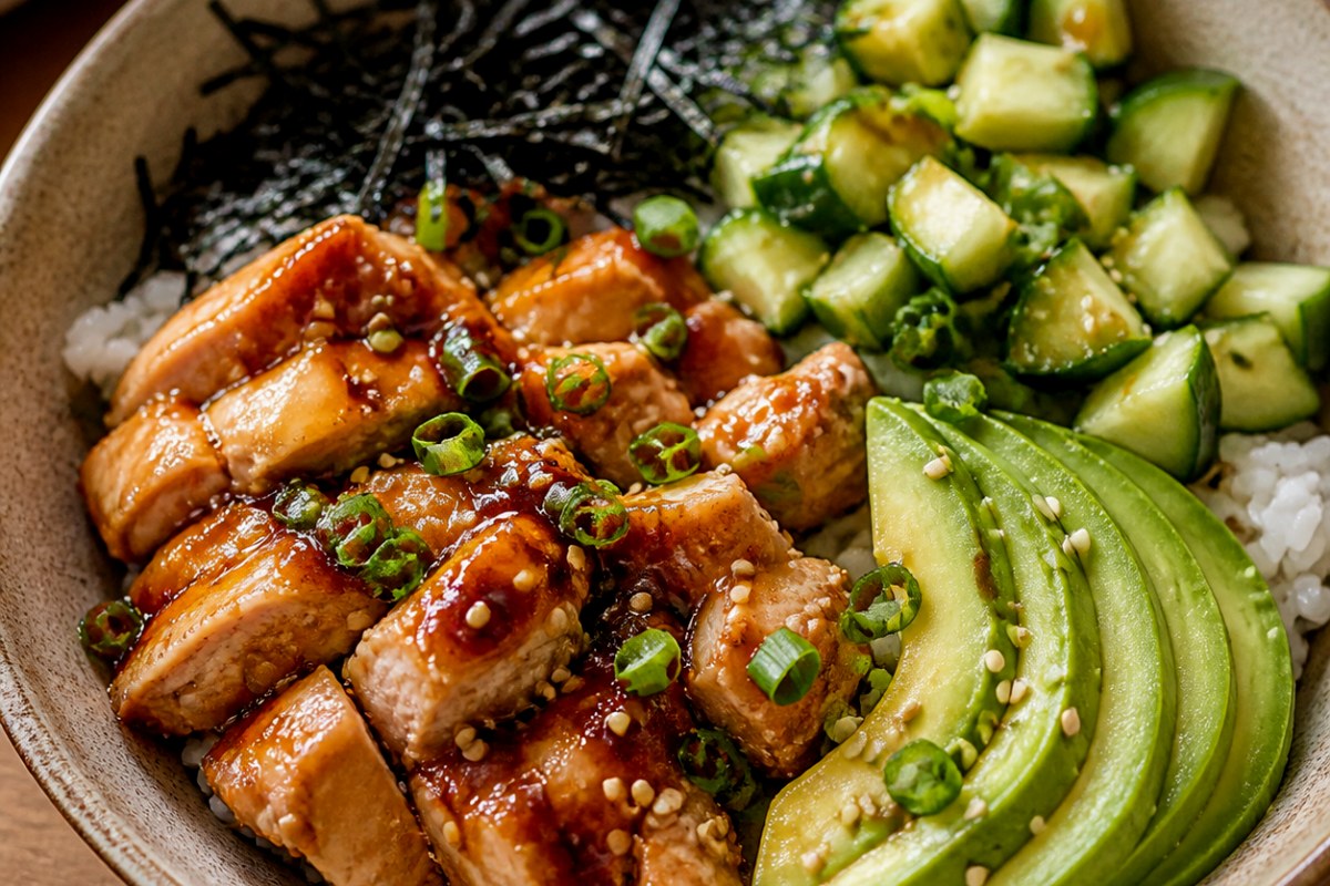 Crispy Korean BBQ Sauce Pork Sushi Bowl with red bell pepper finished recipe with vegetables and sauce